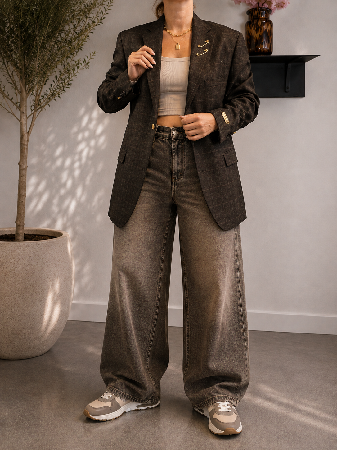 Blazer Lynn