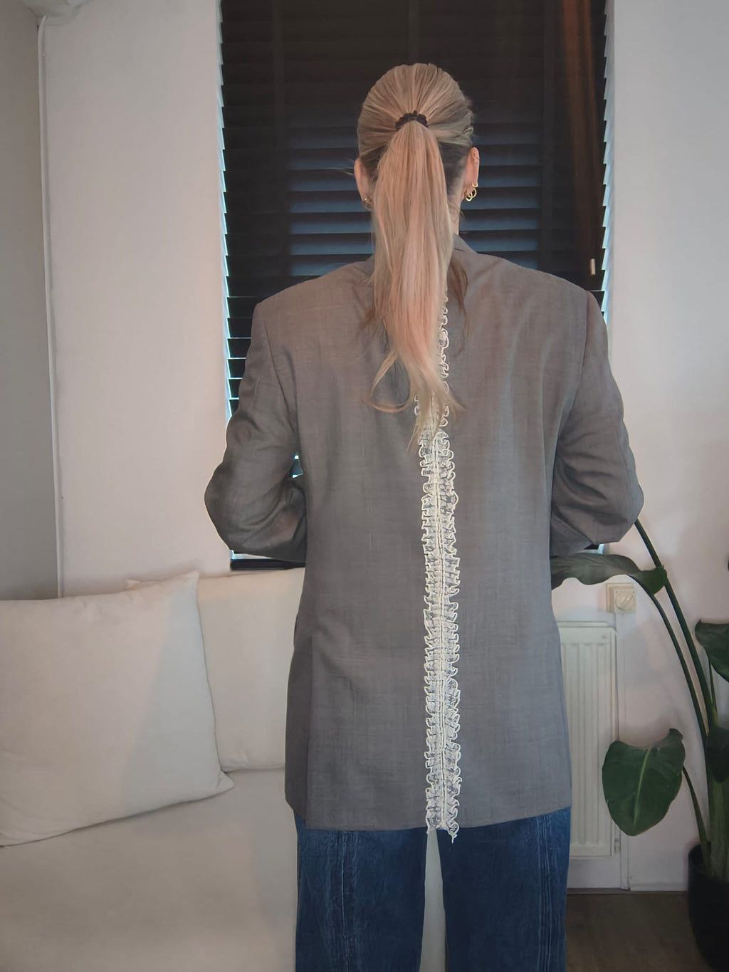 Blazer Deniece