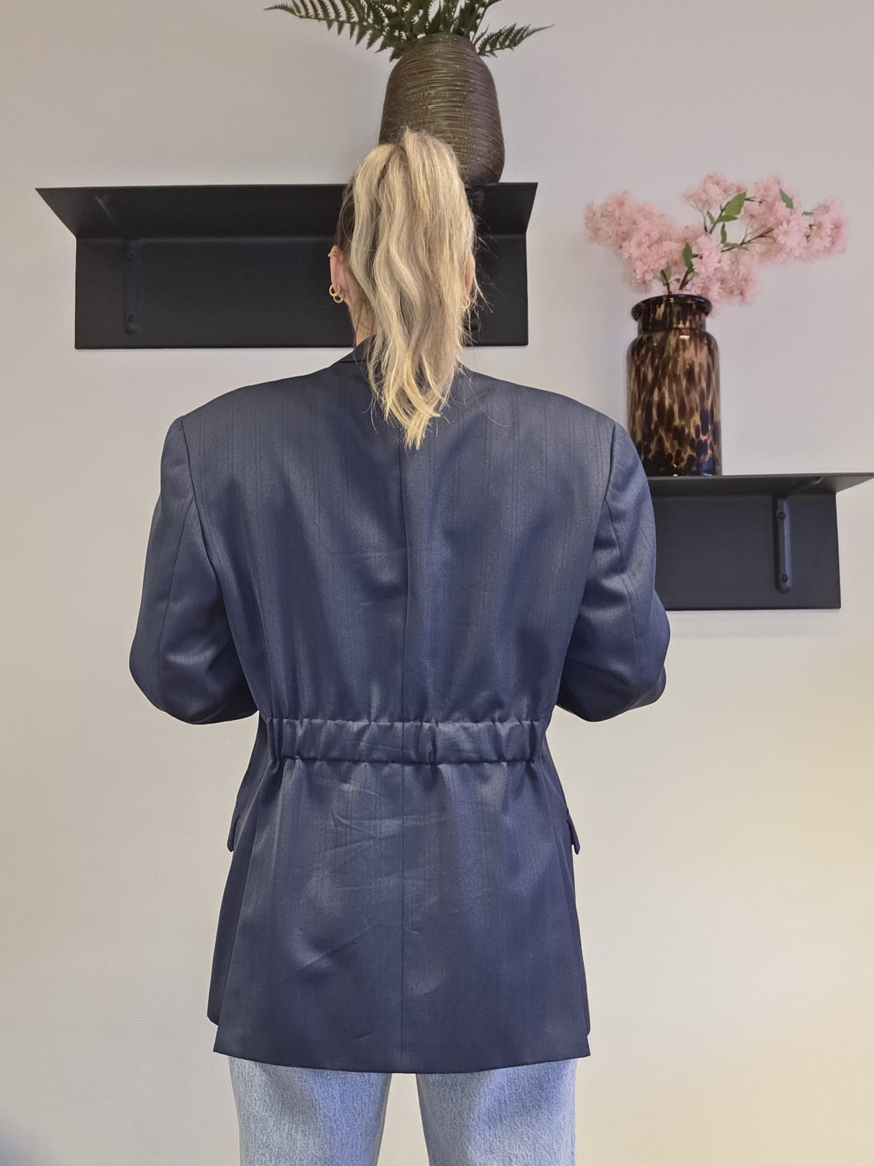 Blazer Lori