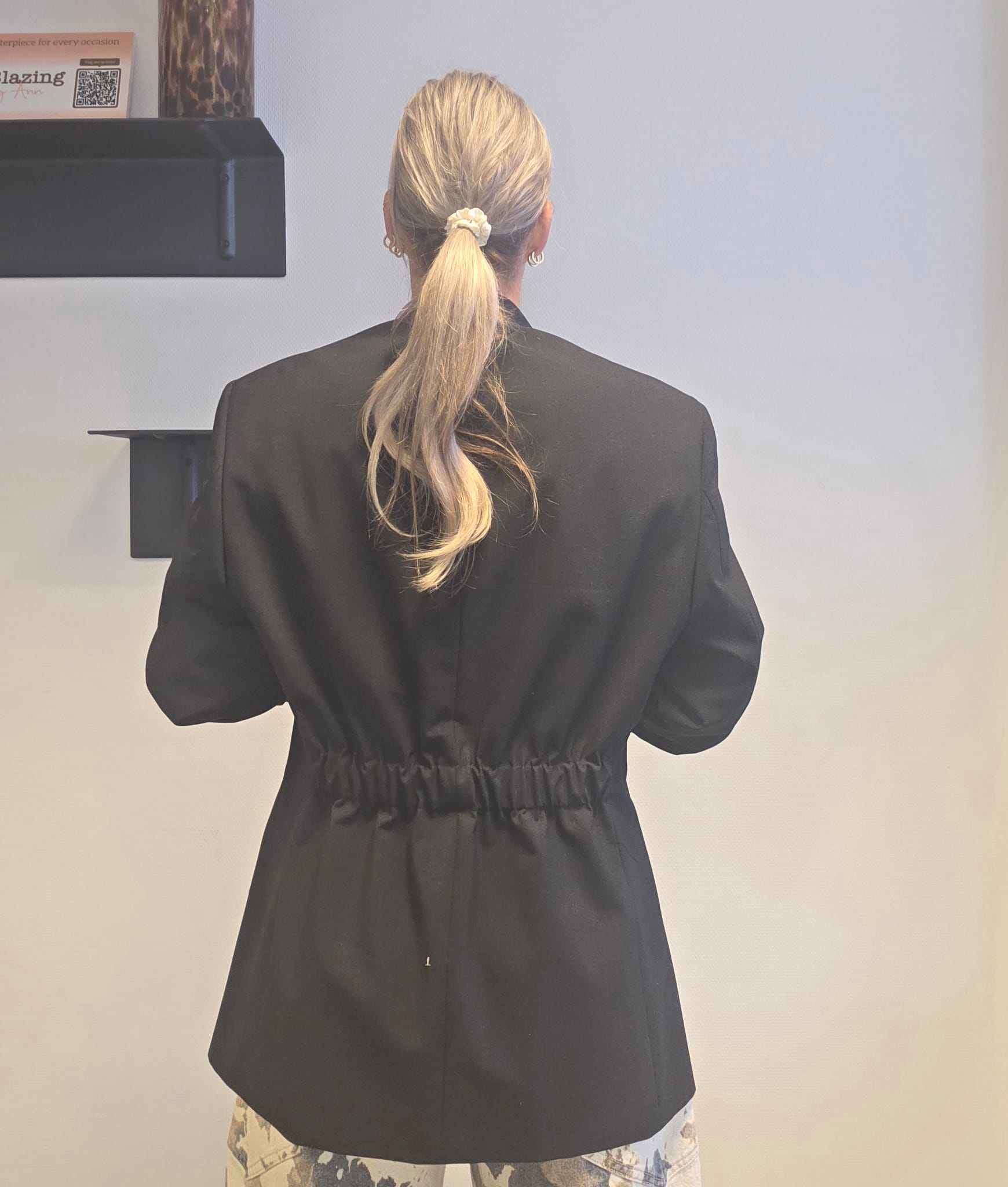 Blazer smoking II